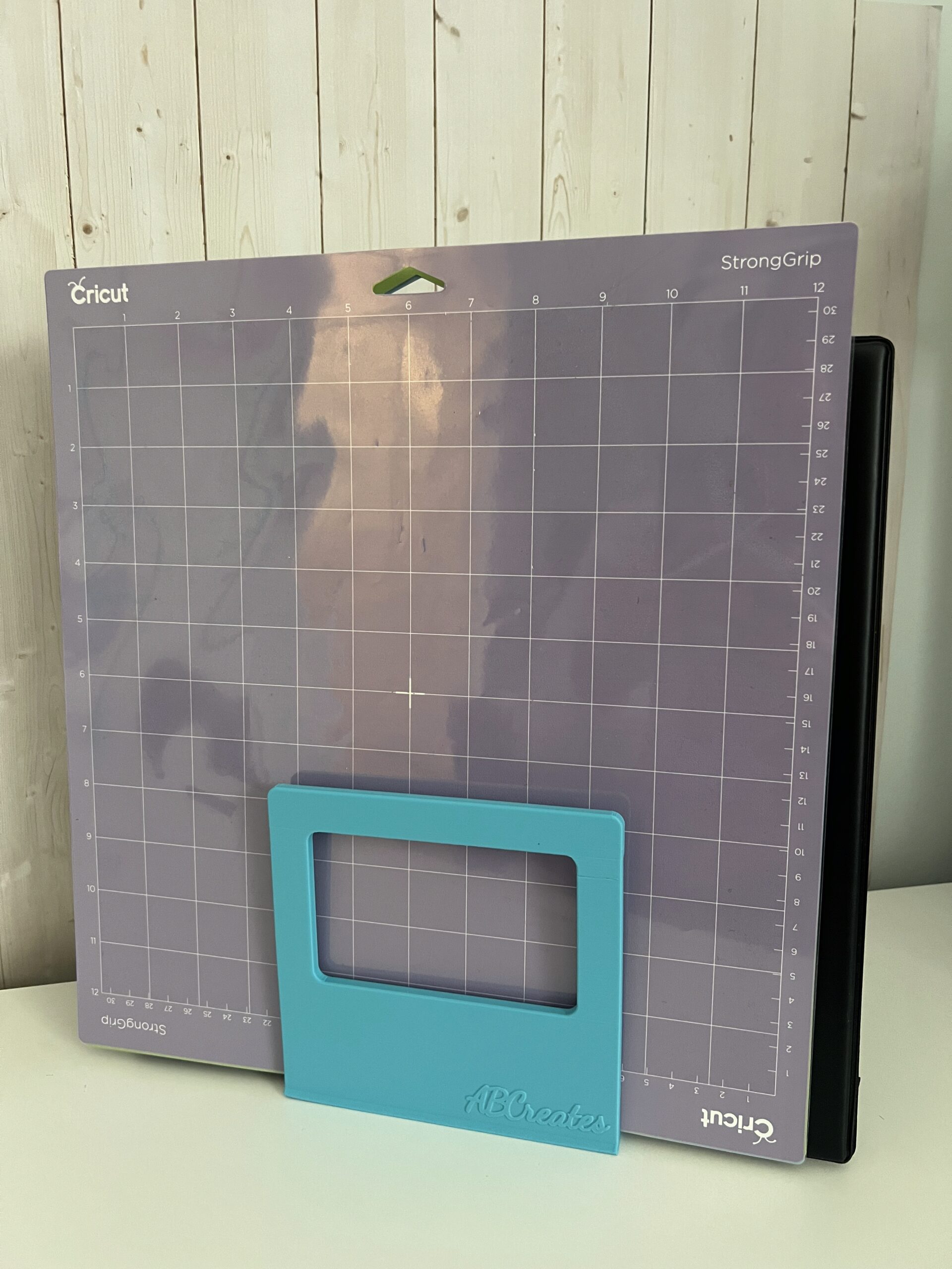 vertical organizer for crops